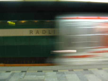 Metro na stanici Radlická